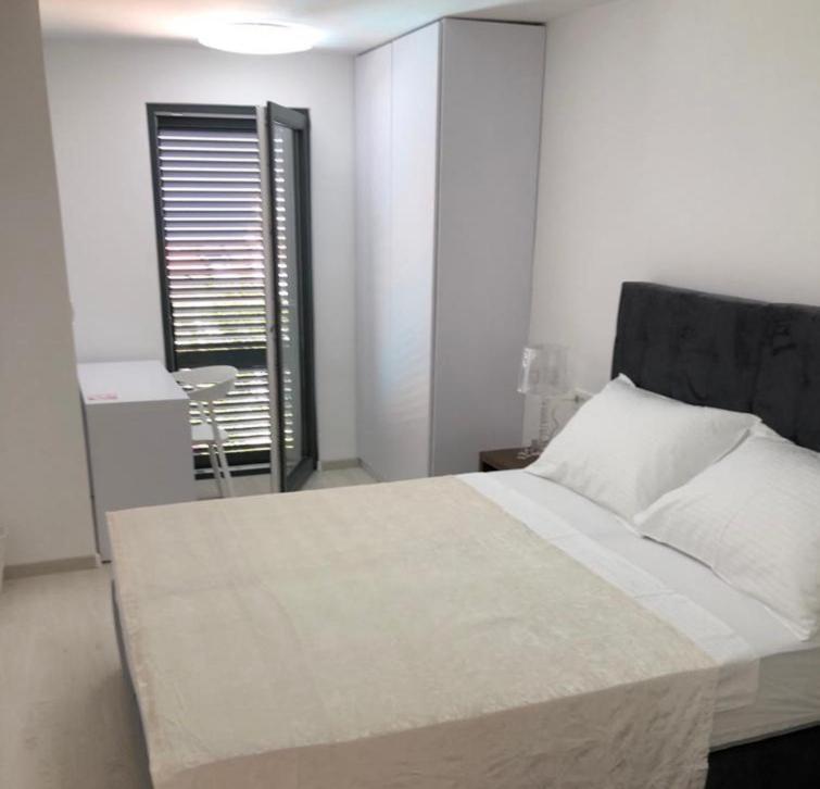 Villa Aquamarine Apartments ノヴァリャ エクステリア 写真