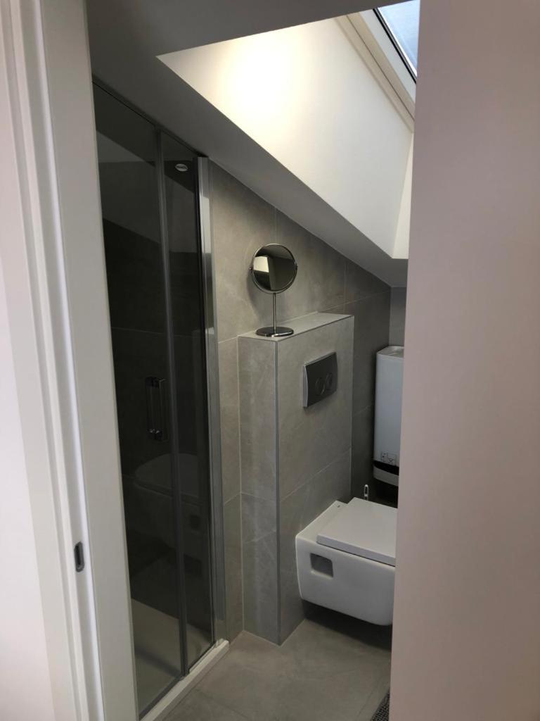 Villa Aquamarine Apartments ノヴァリャ エクステリア 写真